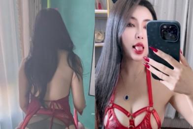 快手高挑御姐 小姨娜娜 付费定制福利 情趣露内资源下载【30V】