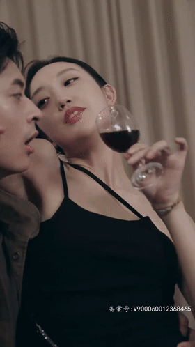 审核漏网！全网擦边涉H下架40部付费短剧合集资源[85.9G]