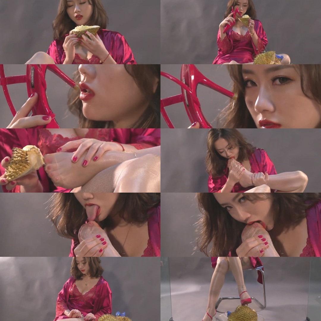 LIGUI丽柜 – 美女单人自嗨自舔脚 气质女白领丝足资源[131M]